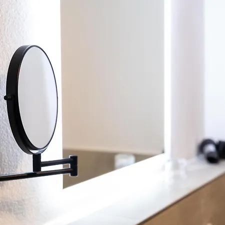 Dreamcation Altstadthotel - Mikro Mit Kueche & Self Check-in 3*