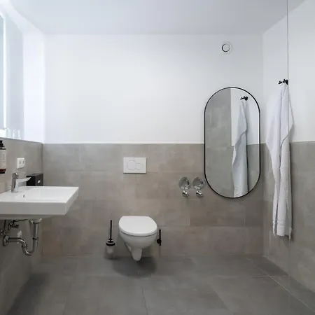 Dreamcation Altstadthotel - Mikro Mit Kueche & Self Check-in 3* Regensburg