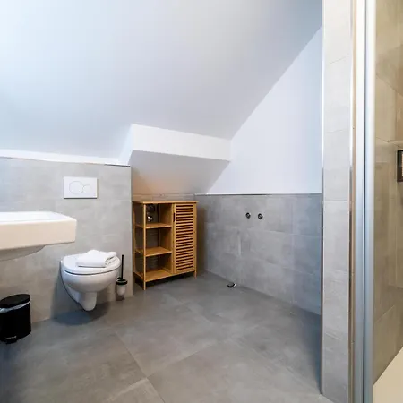 Dreamcation Altstadthotel - Mikro Mit Kueche & Self Check-in 3* Ratyzbona