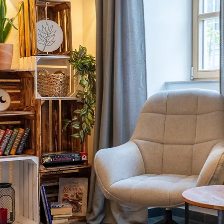 Dreamcation Altstadthotel - Mikro Mit Kueche & Self Check-in 3* Řezno
