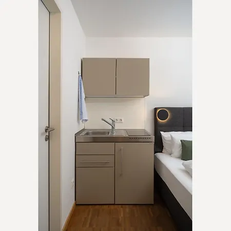 Dreamcation Altstadthotel - Mikro Mit Kueche & Self Check-in Hotel apartamentowy Ratyzbona