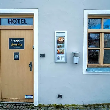 Dreamcation Altstadthotel - Mikro Mit Kueche & Self Check-in 3*