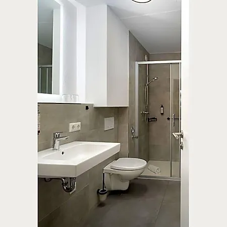 Dreamcation Altstadthotel - Mikro Mit Kueche & Self Check-in