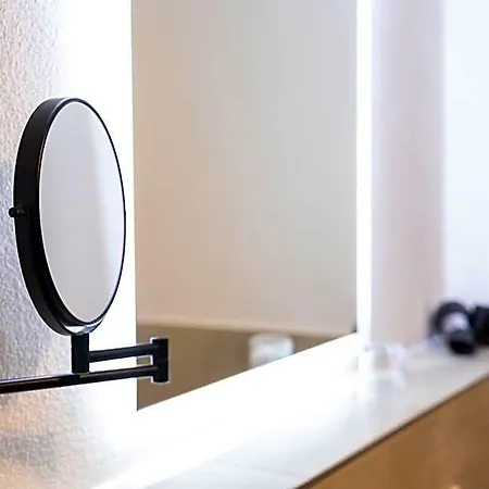 Aparthotel Dreamcation Altstadthotel - Mikro Mit Kueche & Self Check-in 3*