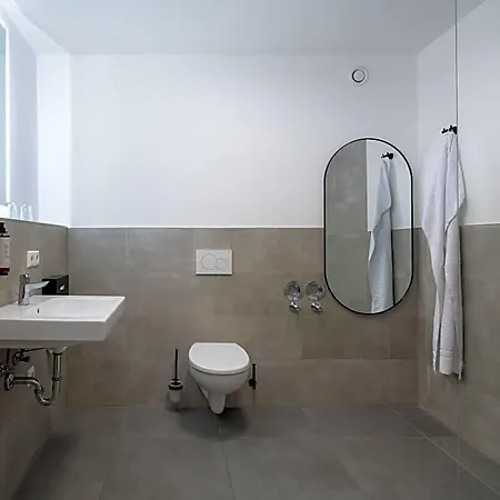 Dreamcation Altstadthotel - Mikro Mit Kueche & Self Check-in