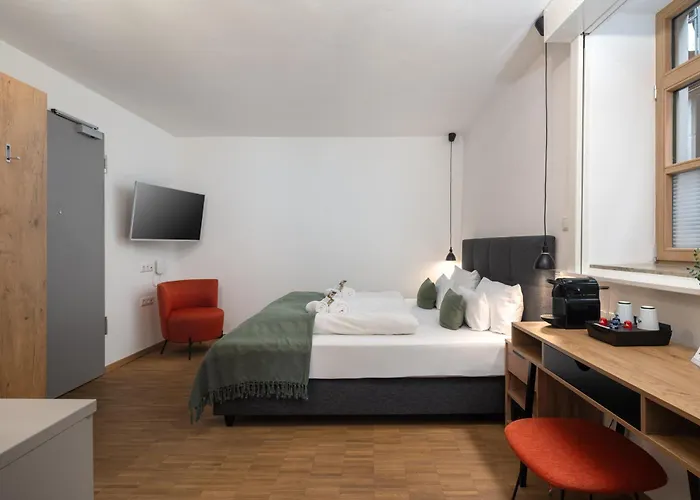 Dreamcation Altstadthotel - Mikro Mit Kueche & Self Check-in Regensburg